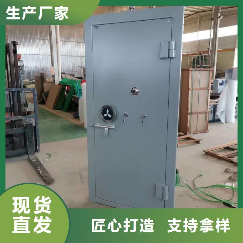 发货及时的部队枪械库门厂家